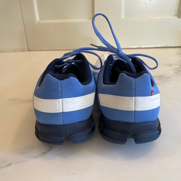 On Running Cloudflow Women's Size 10 in Marina Blue White - Picture 2 of 9